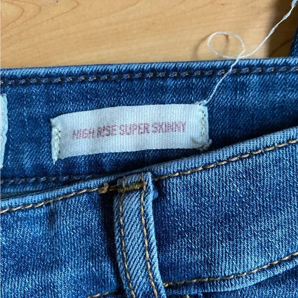 Hollister high rise super skinny jeans - Picture 4 of 7